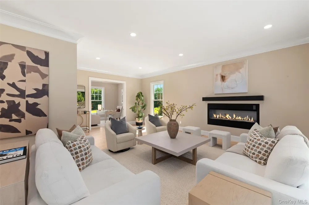 361 Long Hill Road E Briarcliff Manor, NY 10510