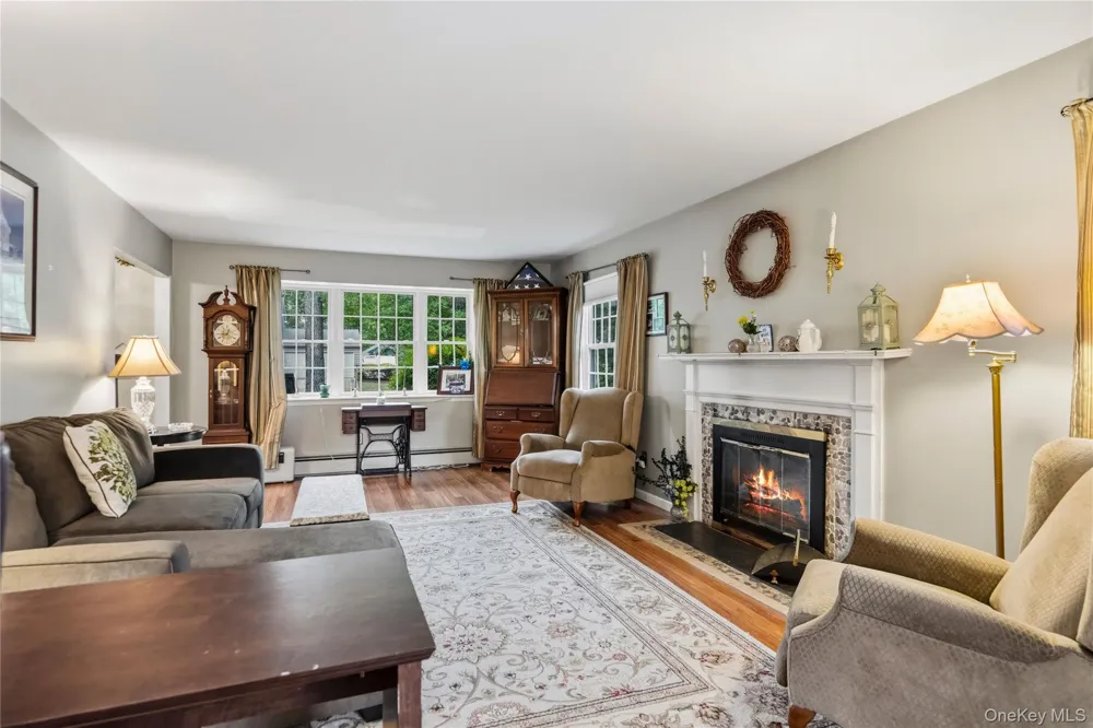 3 Palfrey Street Stony Brook, NY 11790