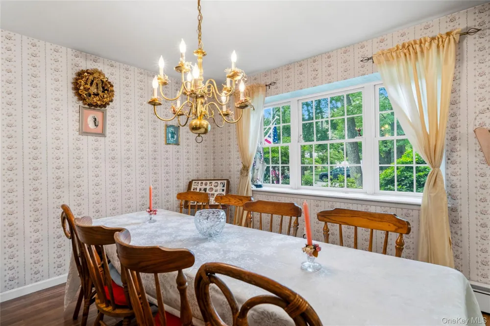 3 Palfrey Street Stony Brook, NY 11790