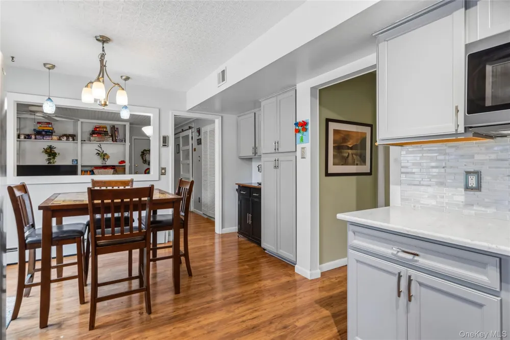 3 Palfrey Street Stony Brook, NY 11790