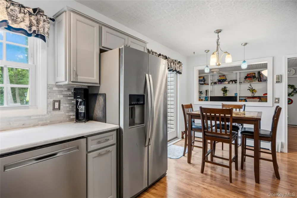 3 Palfrey Street Stony Brook, NY 11790