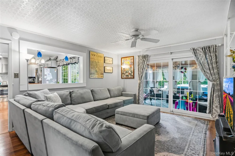 3 Palfrey Street Stony Brook, NY 11790