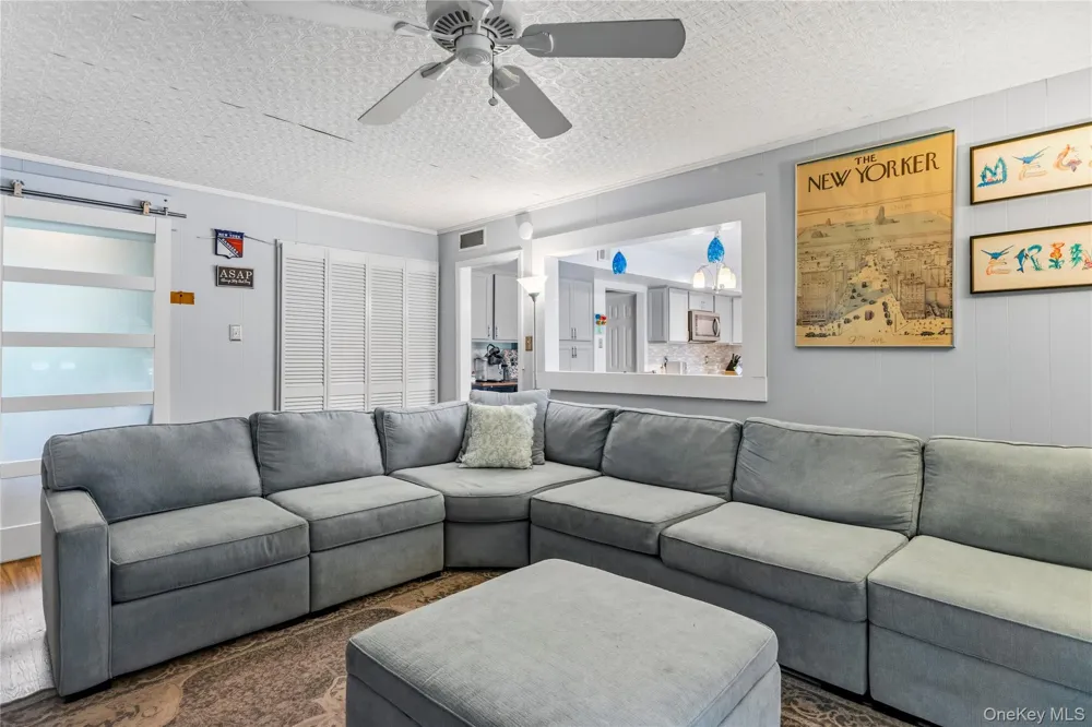 3 Palfrey Street Stony Brook, NY 11790