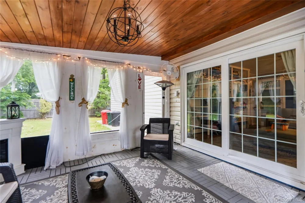 3 Palfrey Street Stony Brook, NY 11790