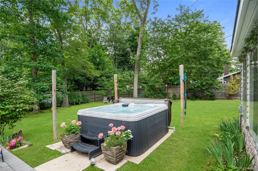 3 Palfrey Street Stony Brook, NY 11790