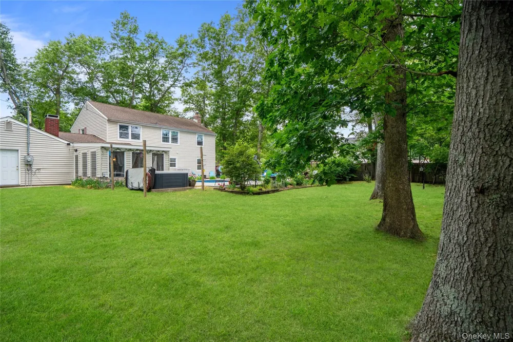 3 Palfrey Street Stony Brook, NY 11790