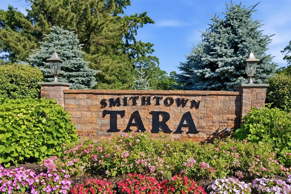 113 Scarlett Drive Commack, NY 11725