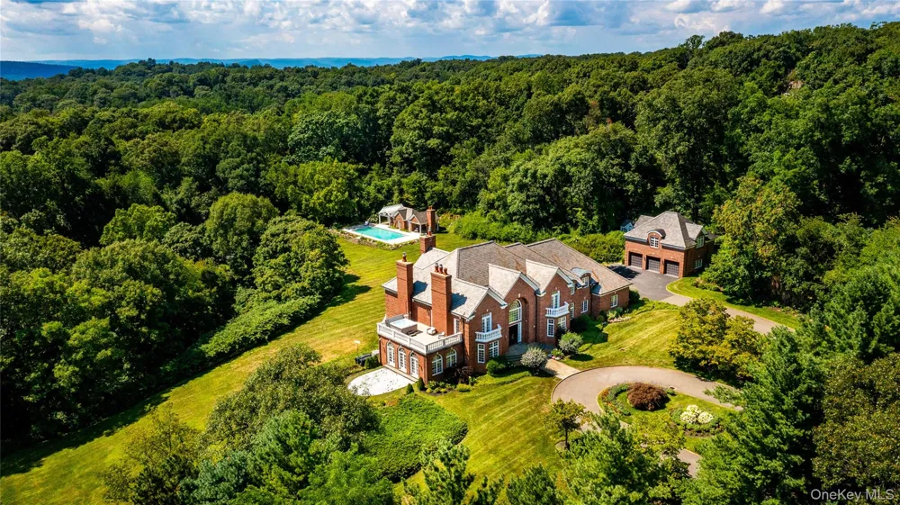 778 Sleepy Hollow Road Briarcliff Manor, NY 10510