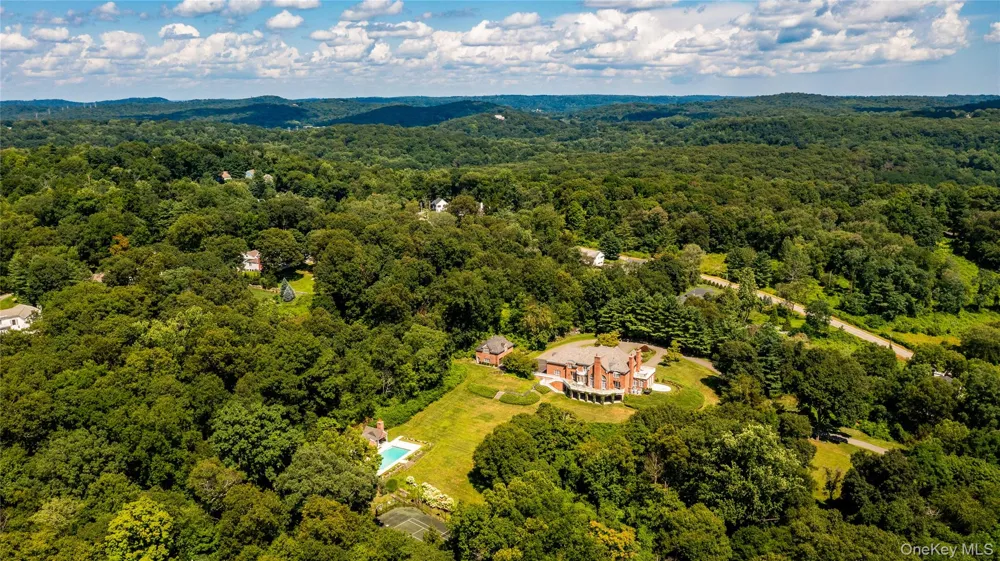 778 Sleepy Hollow Road Briarcliff Manor, NY 10510
