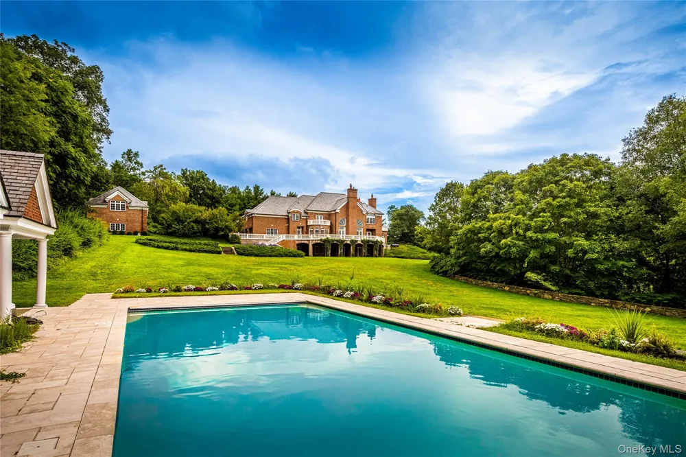 778 Sleepy Hollow Road Briarcliff Manor, NY 10510