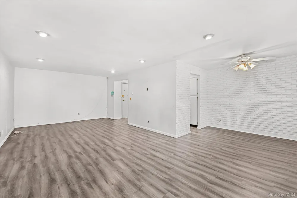 115 Dehaven Drive #302 Yonkers, NY 10703
