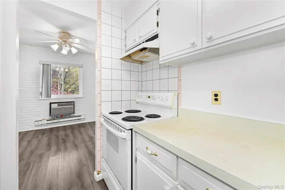 115 Dehaven Drive #302 Yonkers, NY 10703