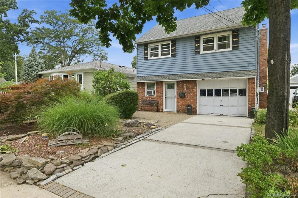 37 Cherry Street Massapequa, NY 11758