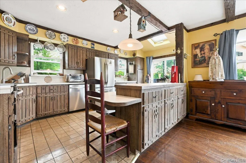 37 Cherry Street Massapequa, NY 11758