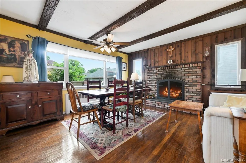 37 Cherry Street Massapequa, NY 11758