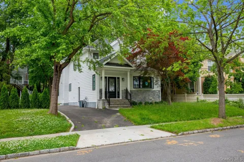 6 Burbury Lane