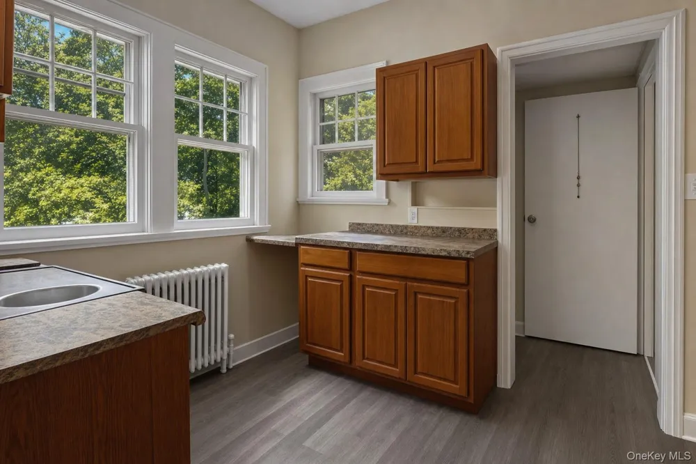 4 Grove Street Harriman, NY 10950
