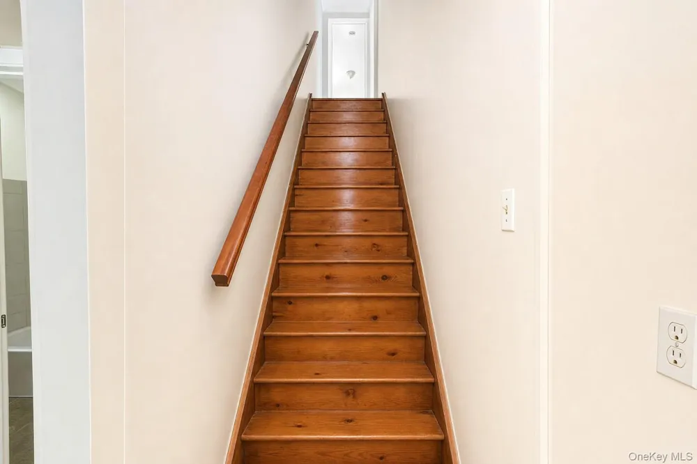 4 Grove Street Harriman, NY 10950