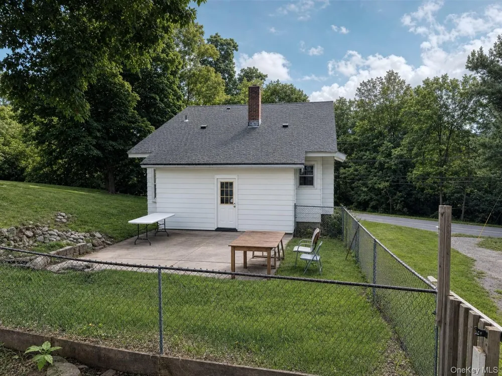 4 Grove Street Harriman, NY 10950