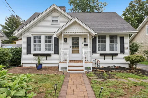 52 Prairie Avenue