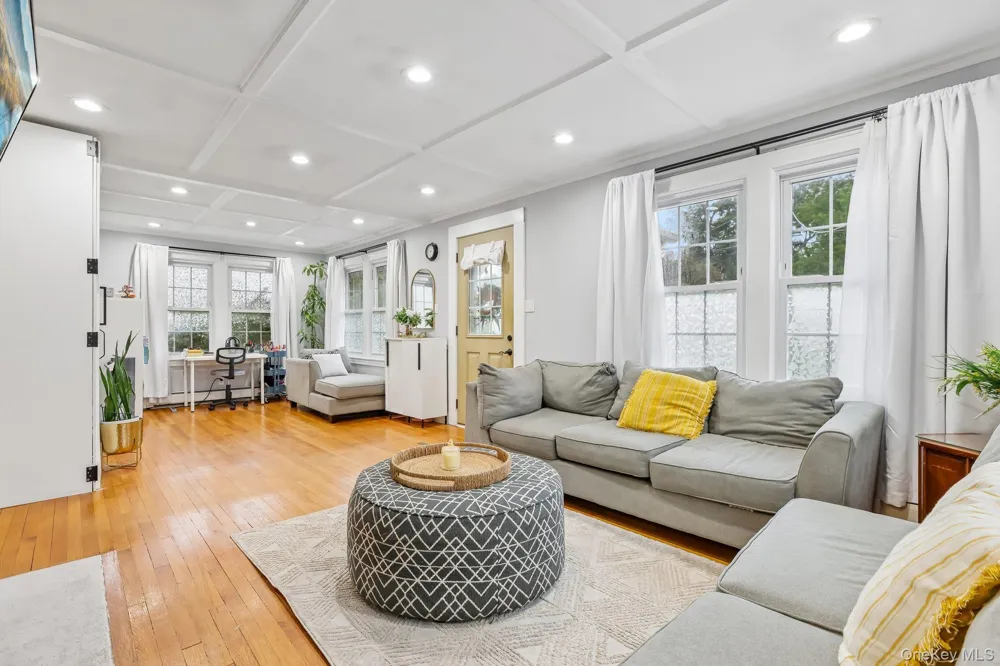 52 Prairie Avenue Suffern, NY 10901