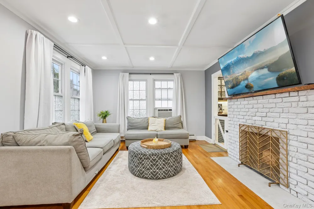 52 Prairie Avenue Suffern, NY 10901
