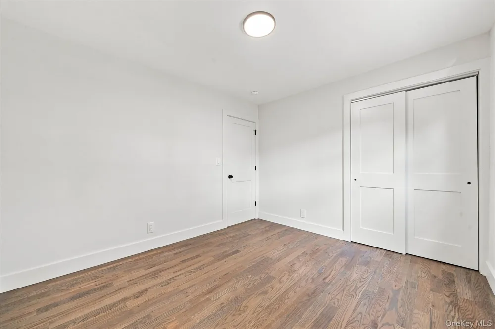 13 Campbell Lane East Islip, NY 11730