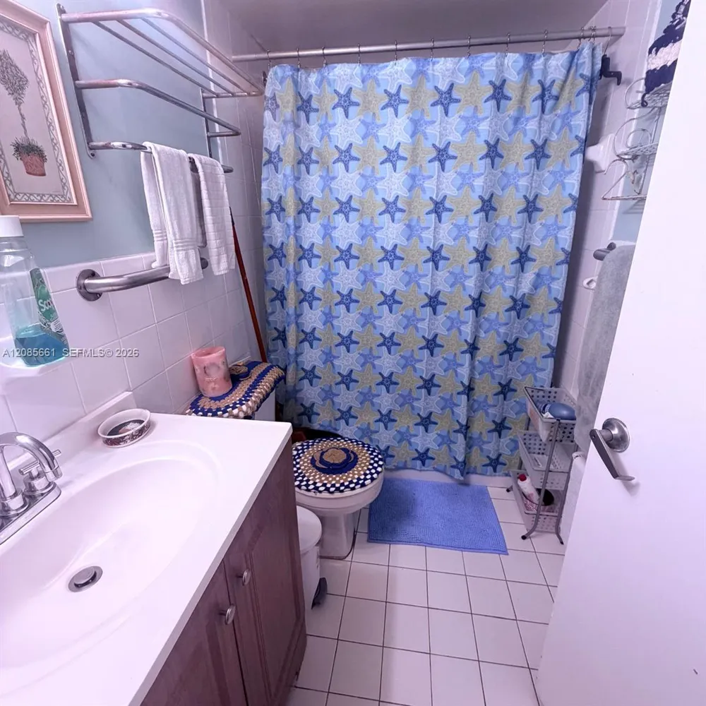 104 SW 9th St #1101 Miami, FL 33130