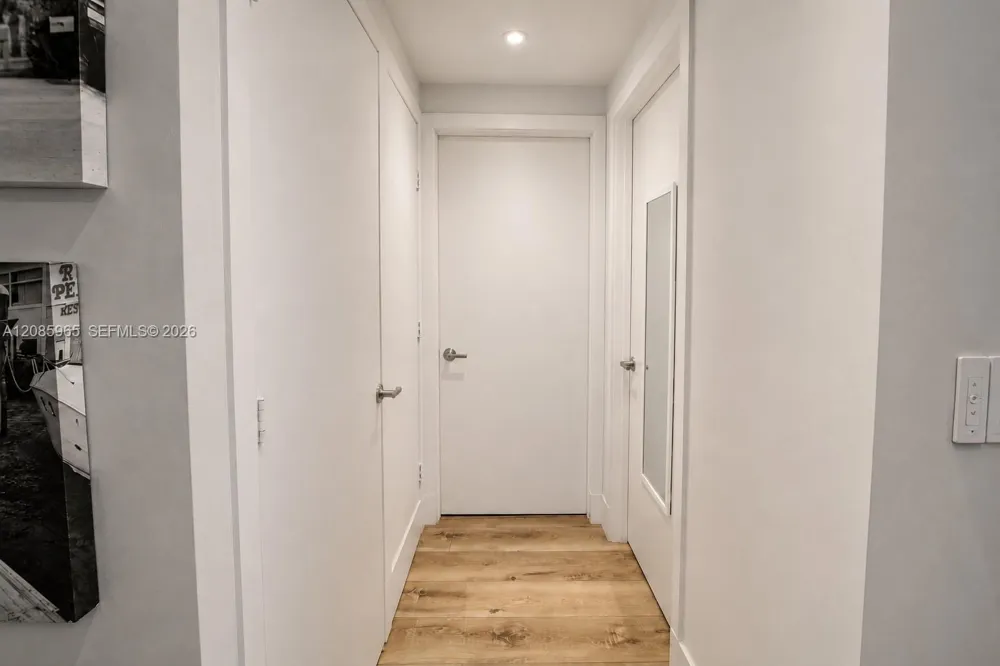 1050 Brickell Ave #222 Miami, FL 33131