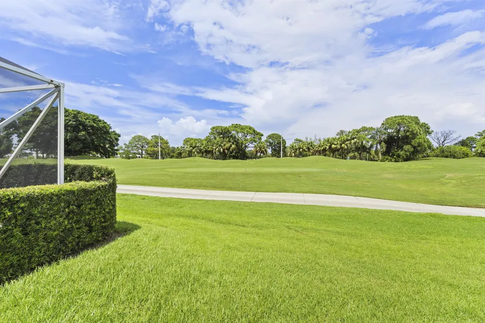 2264 SW Brookhaven Way Palm City, FL 34990