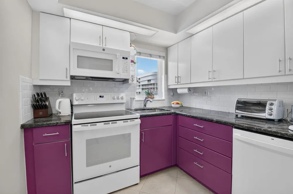 3215 S OCEAN BOULEVARD #302 Highland Beach, FL 33487