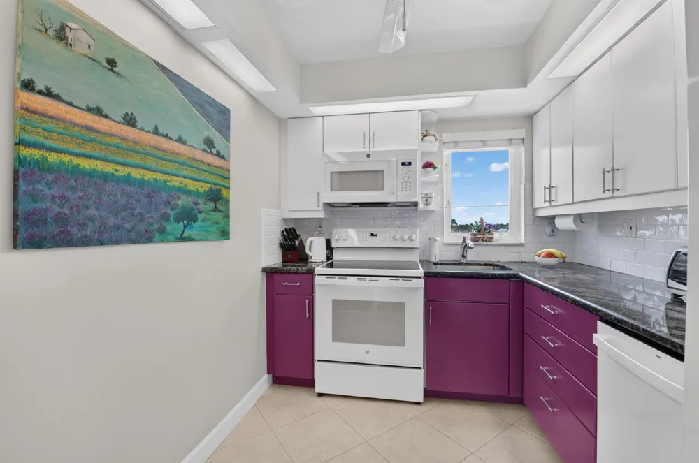 3215 S OCEAN BOULEVARD #302 Highland Beach, FL 33487