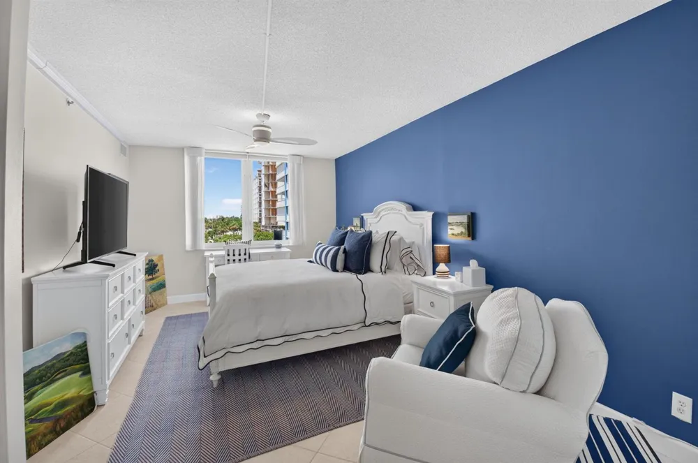 3215 S OCEAN BOULEVARD #302 Highland Beach, FL 33487