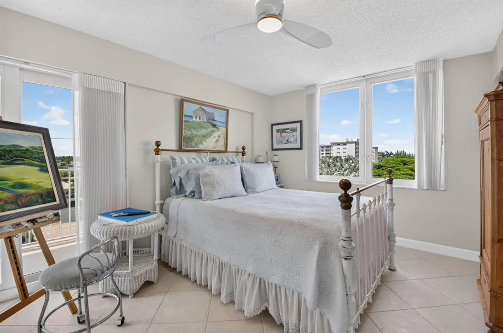 3215 S OCEAN BOULEVARD #302 Highland Beach, FL 33487