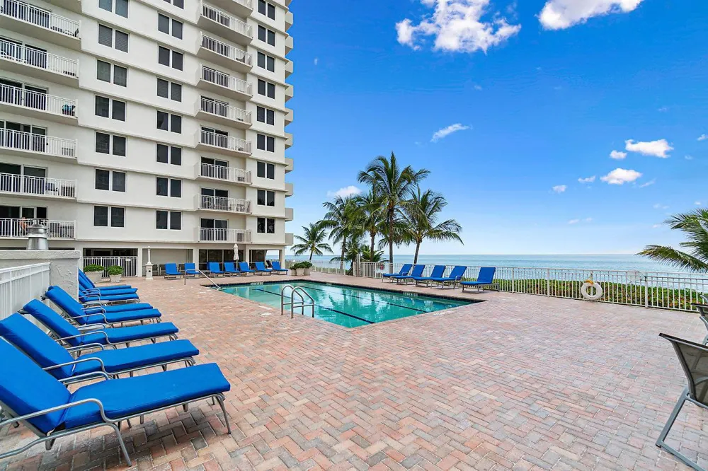 3215 S OCEAN BOULEVARD #302 Highland Beach, FL 33487