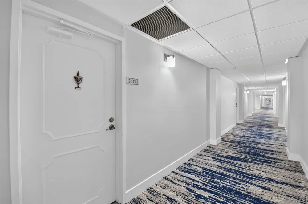 3215 S OCEAN BOULEVARD #302 Highland Beach, FL 33487