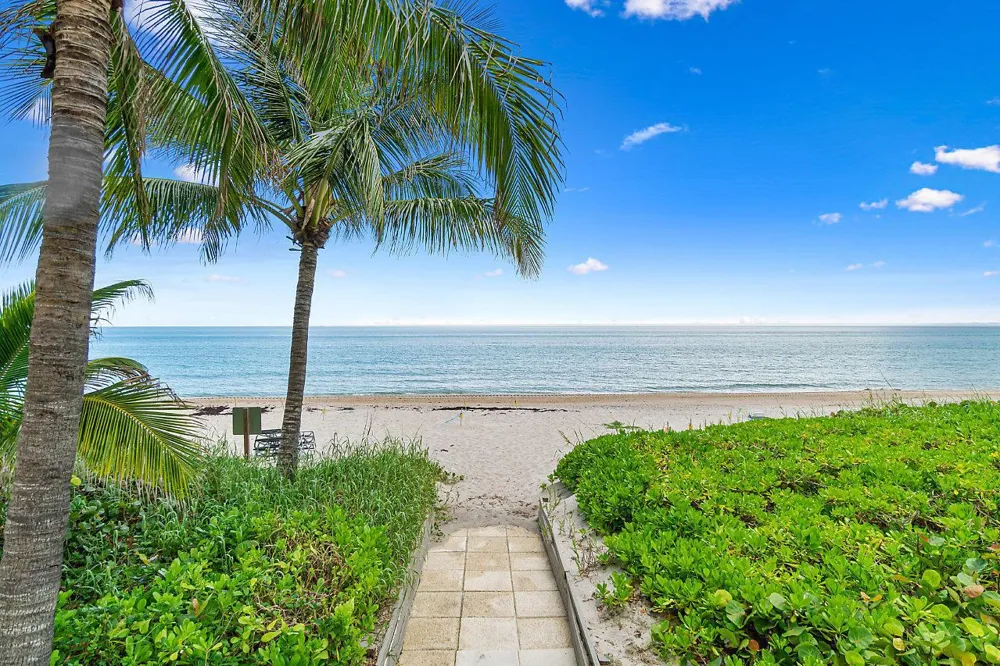 3215 S OCEAN BOULEVARD #302 Highland Beach, FL 33487