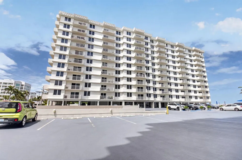 3215 S OCEAN BOULEVARD #302 Highland Beach, FL 33487