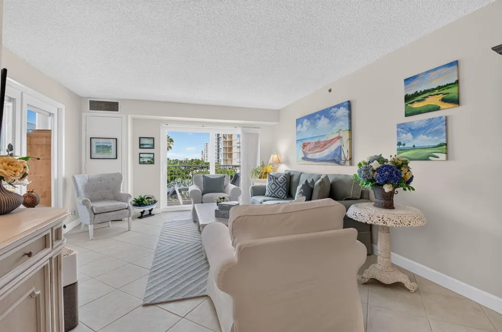 3215 S OCEAN BOULEVARD #302 Highland Beach, FL 33487
