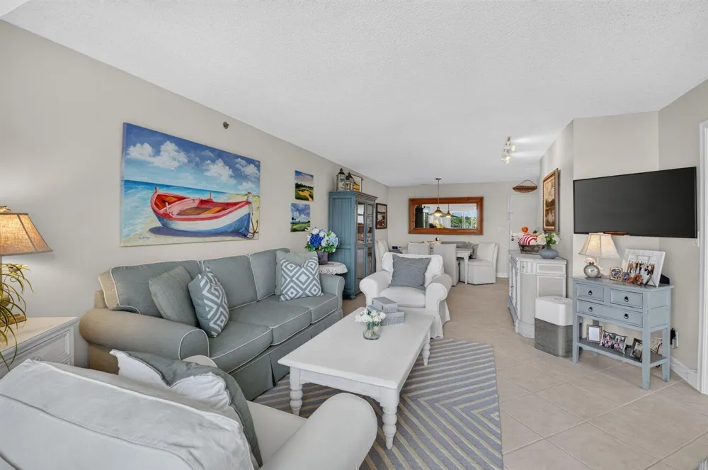 3215 S OCEAN BOULEVARD #302 Highland Beach, FL 33487