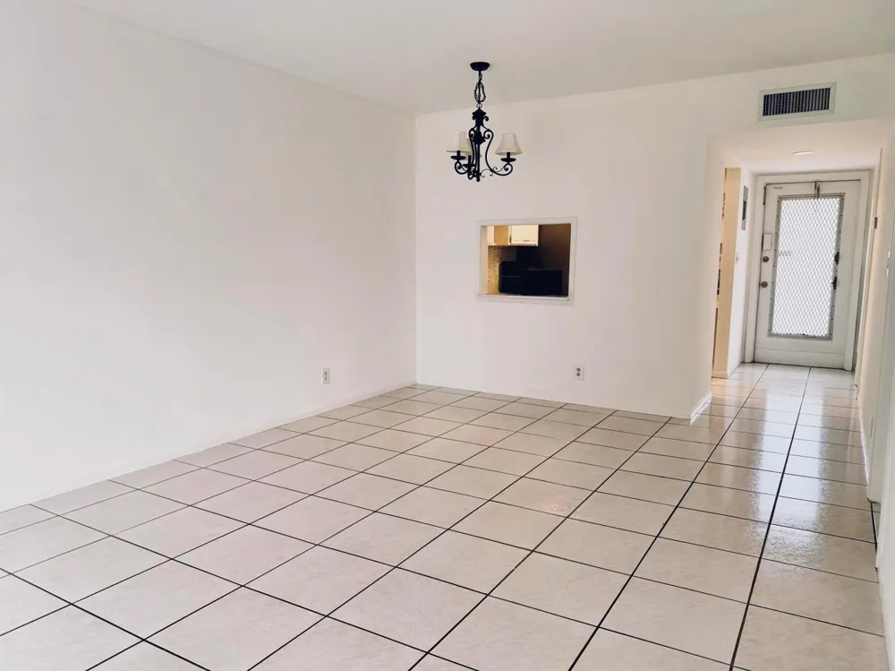 899 SE 2ND AVENUE #207 Deerfield Beach, FL 33441