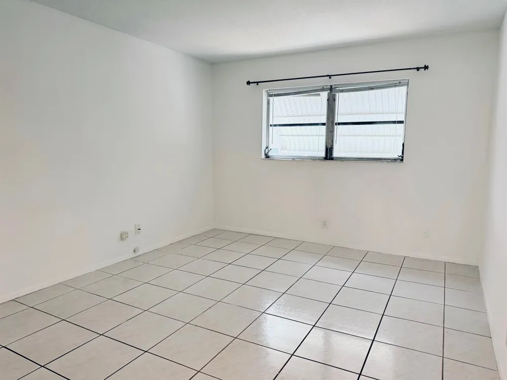 899 SE 2ND AVENUE #207 Deerfield Beach, FL 33441