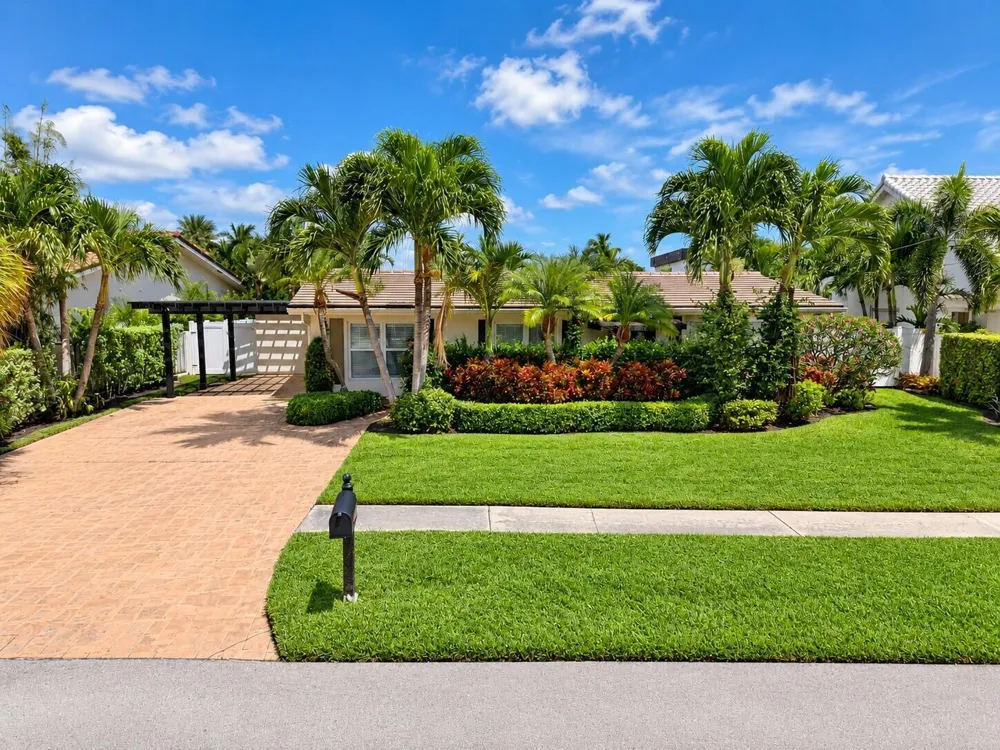 2401 NE 47TH STREET Lighthouse Point, FL 33064
