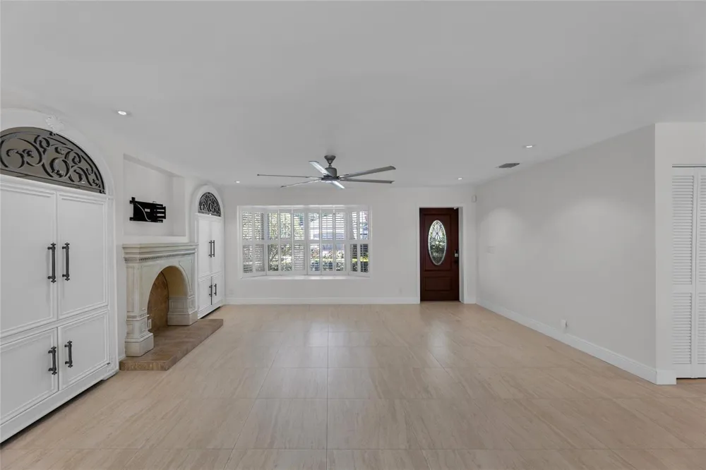 2401 NE 47TH STREET Lighthouse Point, FL 33064