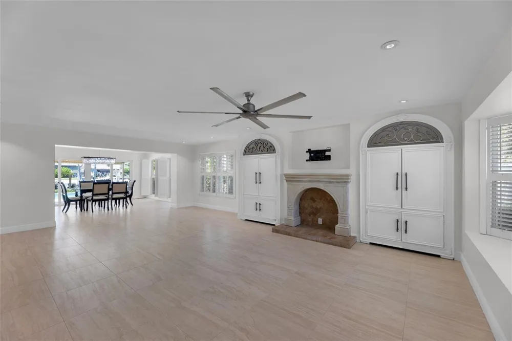 2401 NE 47TH STREET Lighthouse Point, FL 33064
