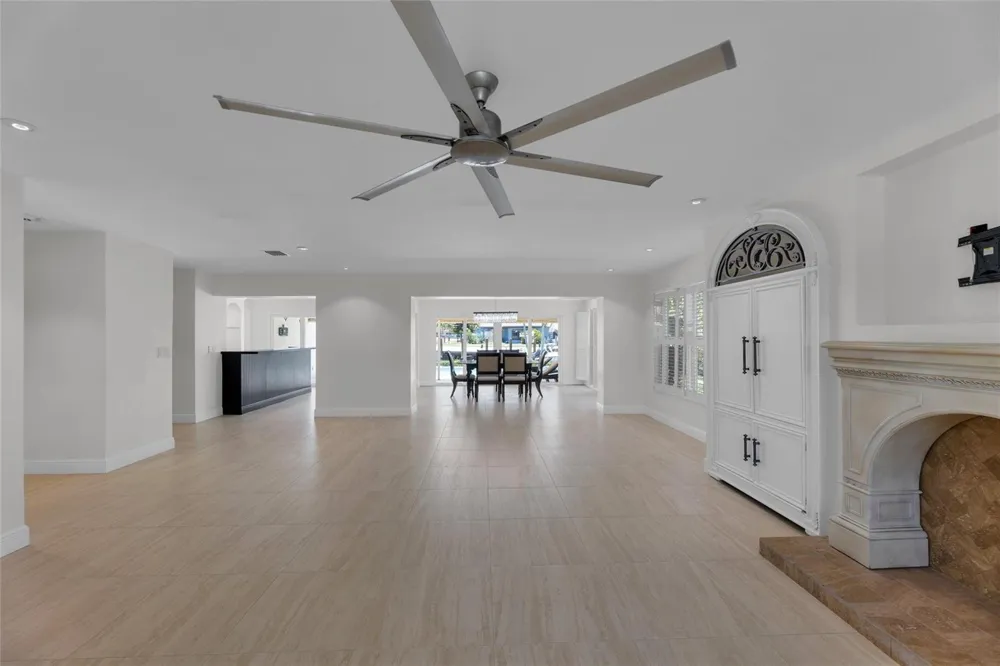 2401 NE 47TH STREET Lighthouse Point, FL 33064