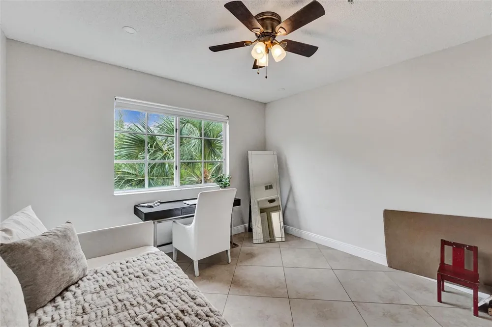 7940 NOB HILL ROAD #304 Tamarac, FL 33321