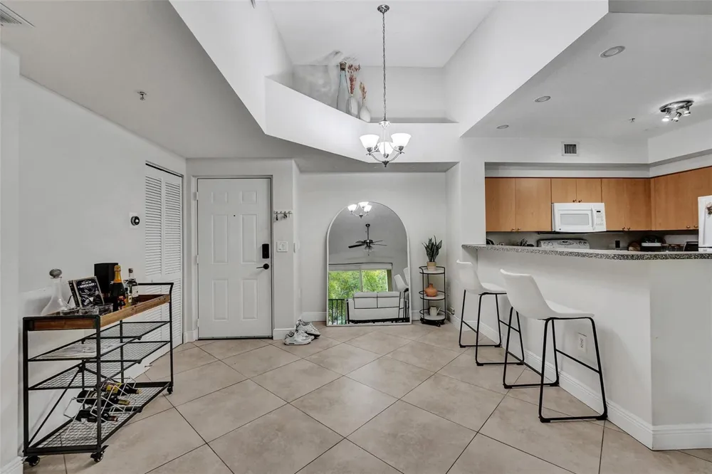 7940 NOB HILL ROAD #304 Tamarac, FL 33321