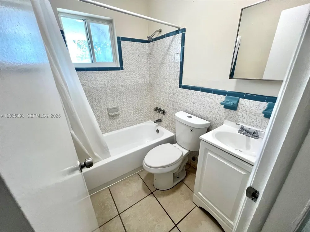 7626 NE 6th Ct #5 Miami, FL 33138