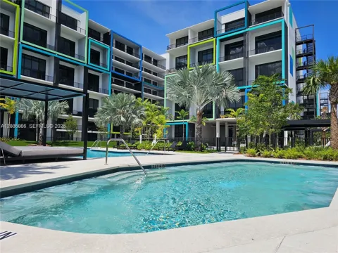 4400 Sunrise Blvd #S2-A